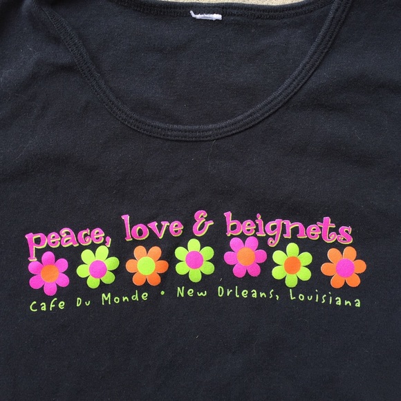 Café Du Monde New Orleans Souvenir Tee - Picture 1 of 3